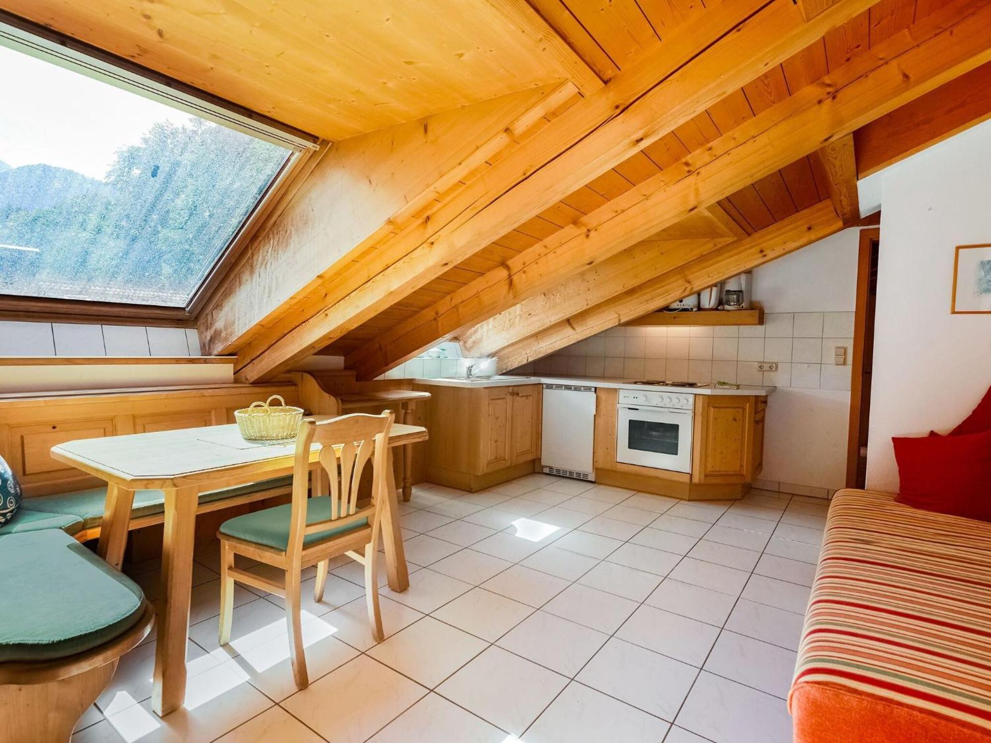 Appartamento With Balcony In