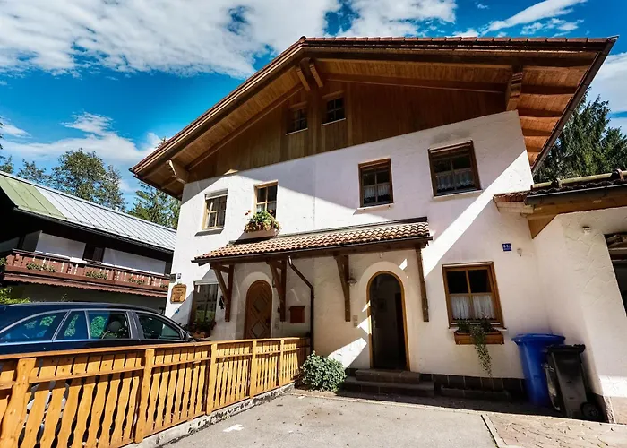 Heavenly Apartment in Sch nau am K nigssee with Garden