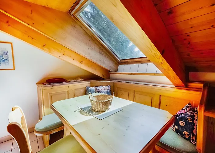 Heavenly Apartment in Sch nau am K nigssee with Garden